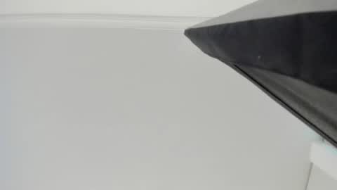 Mia Nevaeh - follow me online show from 4, 10, 2025