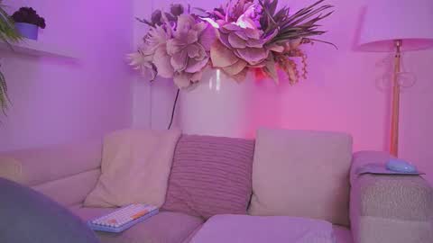 Mia online show from 29, 3, 2026