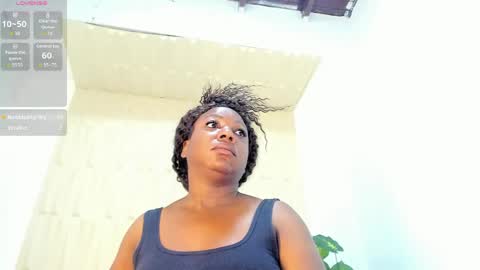 Snapshot of mia_pineda chatting on 27, 5, 2026 Mariana online show from 27, 5, 2026