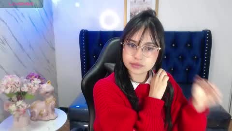 Snapshot of mia_rouse_v chatting on 15, 10, 2025 Hi Stream 800am to 200pm online show from 15, 10, 2025