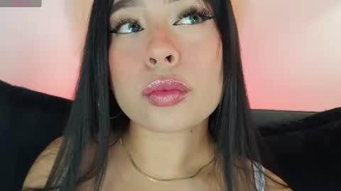 Snapshot of mia_roux1 chatting on 16, 7, 2026 Mia online show from 16, 7, 2026