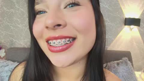 Mia Roux online show from 21, 2, 2025