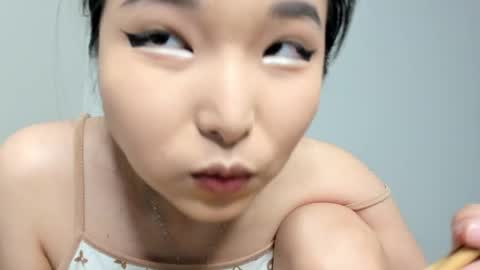 Snapshot of mia_soyun chatting on 8, 5, 2026 Your Soyun online show from 8, 5, 2026