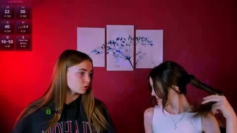 Snapshot of mia_starrr_ chatting on 21, 11, 2025 mia_starrr_ online show from 21, 11, 2025