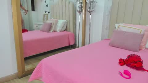 Snapshot of mia_tentacion__ chatting on 23, 6, 2026 mia_tentacion__ online show from 23, 6, 2026