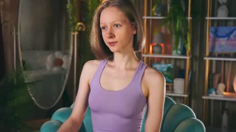 Snapshot of mia_vebes chatting on 17, 6, 2026 Mia online show from 17, 6, 2026