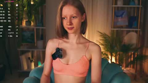 Snapshot of mia_vebes chatting on 7, 7, 2026 Mia online show from 7, 7, 2026