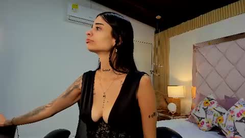 Mia  online show from 16, 7, 2026