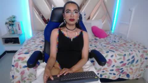 MIA online show from 29, 4, 2026