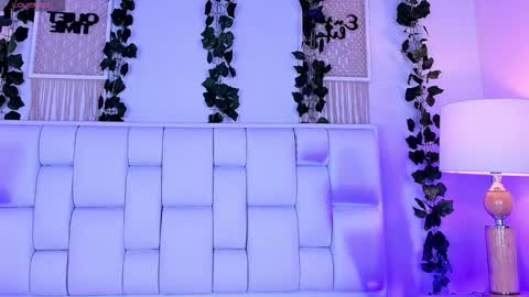 Mia online show from 24, 3, 2026