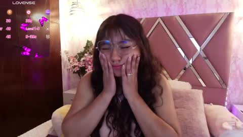 Snapshot of miaa_smiith1 chatting on 12, 3, 2025 miaa_smiith1 online show from 12, 3, 2025