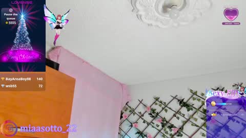 Snapshot of miaa_sotto chatting on 9, 12, 2024 Maria Fernanda online show from 9, 12, 2024
