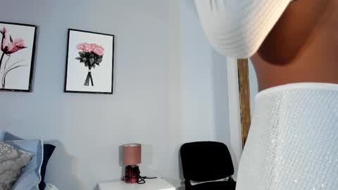 Snapshot of miaa_z chatting on 27, 5, 2026 Miaa online show from 27, 5, 2026