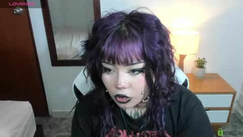 Snapshot of miaamane02 chatting on 27, 5, 2026 Mia online show from 27, 5, 2026