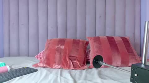 Snapshot of miaanderson__ chatting on 27, 4, 2026 miaanderson__ online show from 27, 4, 2026