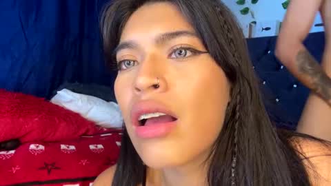 Snapshot of miaandluciferxxx chatting on 31, 1, 2025 miaandluciferxxx online show from 31, 1, 2025