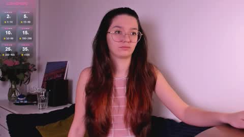 mia online show from 21, 12, 2025