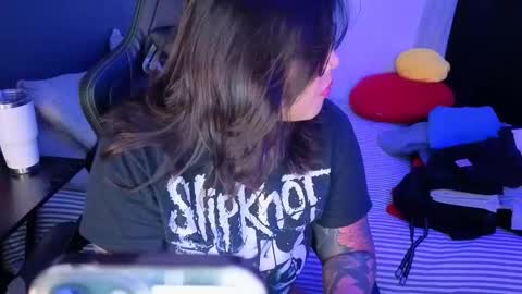 Mia online show from 3, 3, 2026