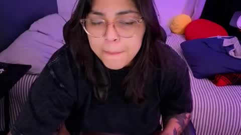 Mia online show from 25, 3, 2026