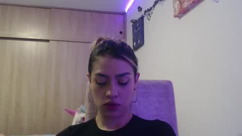 Snapshot of miacollings1 chatting on 26, 10, 2025 Miia online show from 26, 10, 2025