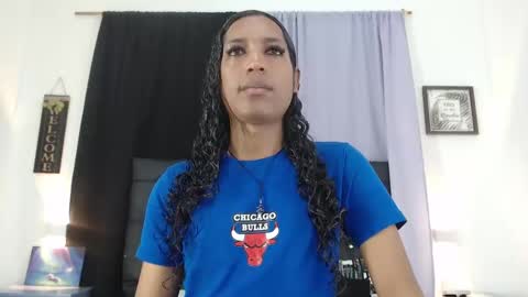 MiaCoock online show from 7, 11, 2025