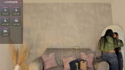 Snapshot of miacoopersx chatting on 5, 3, 2025 miacooper online show from 5, 3, 2025