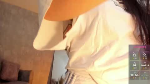 Snapshot of miacoopersx chatting on 6, 10, 2025 miacooper online show from 6, 10, 2025