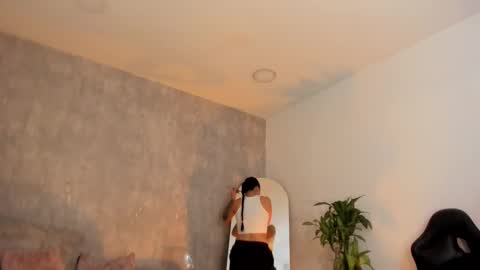 Snapshot of miacoopersx chatting on 10, 10, 2025 miacooper online show from 10, 10, 2025