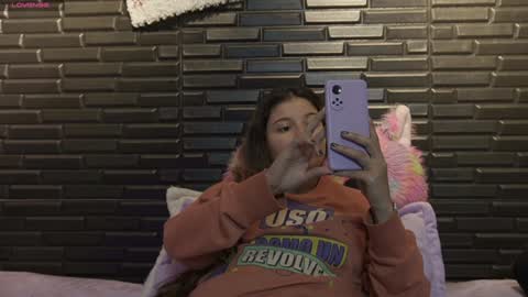 Snapshot of miadimota chatting on 28, 12, 2024 Mia online show from 28, 12, 2024