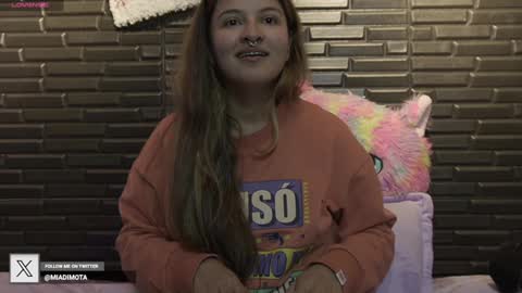 Snapshot of miadimota chatting on 28, 12, 2024 Mia online show from 28, 12, 2024