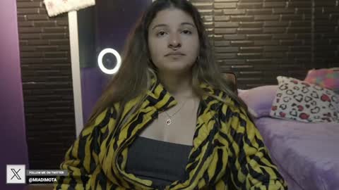 Snapshot of miadimota chatting on 29, 12, 2024 Mia online show from 29, 12, 2024