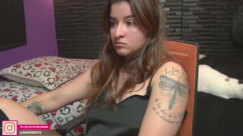 Snapshot of miadimota chatting on 15, 11, 2025 Mia online show from 15, 11, 2025