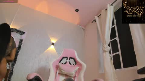 Mia Gomez online show from 30, 12, 2024