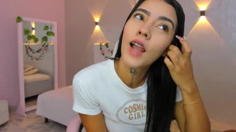 Mia Gomez online show from 28, 2, 2025