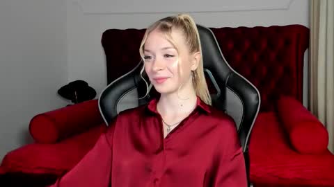 Mia online show from 9, 9, 2025