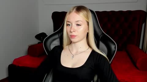 Mia online show from 15, 9, 2025