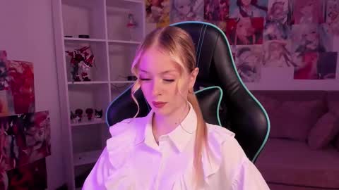 Mia online show from 17, 9, 2025