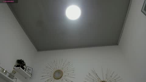 Miah Collins online show from 24, 9, 2025