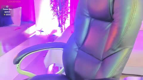 Mia Connor online show from 17, 2, 2026