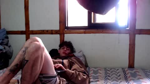 Mia  Sam online show from 19, 12, 2025