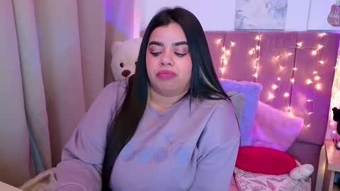 Snapshot of miahjoness chatting on 10, 11, 2025 Miah Joness online show from 10, 11, 2025