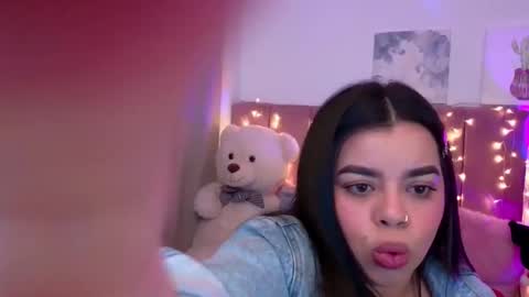 Snapshot of miahjoness chatting on 3, 12, 2025 Miah Joness online show from 3, 12, 2025