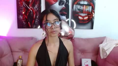 miahotcs online show from 20, 12, 2025