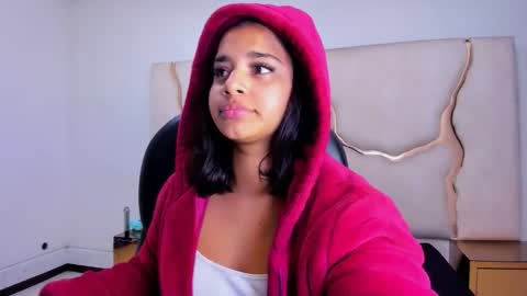 Snapshot of miahsex69 chatting on 5, 12, 2025 miahsex69 online show from 5, 12, 2025