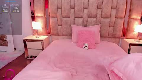 MIAISABELL21 online show from 16, 2, 2025