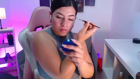 Mia Emily  online show from 5, 3, 2026