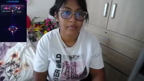 miajoseph_ online show from 12, 2, 2025