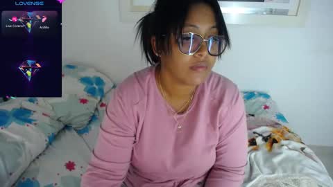 miajoseph_ online show from 21, 2, 2025