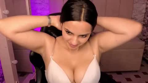 Hi Stream 1500 to 2100 online show from 5, 10, 2025