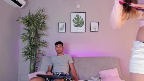 Mia online show from 27, 1, 2025